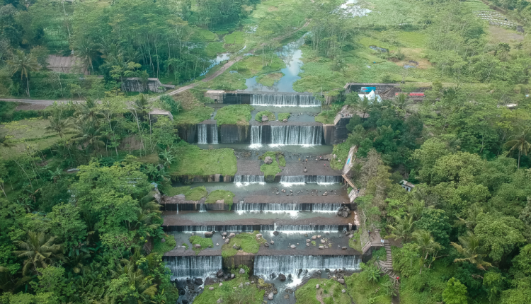 Keindahan Grojogan Watu Purbo