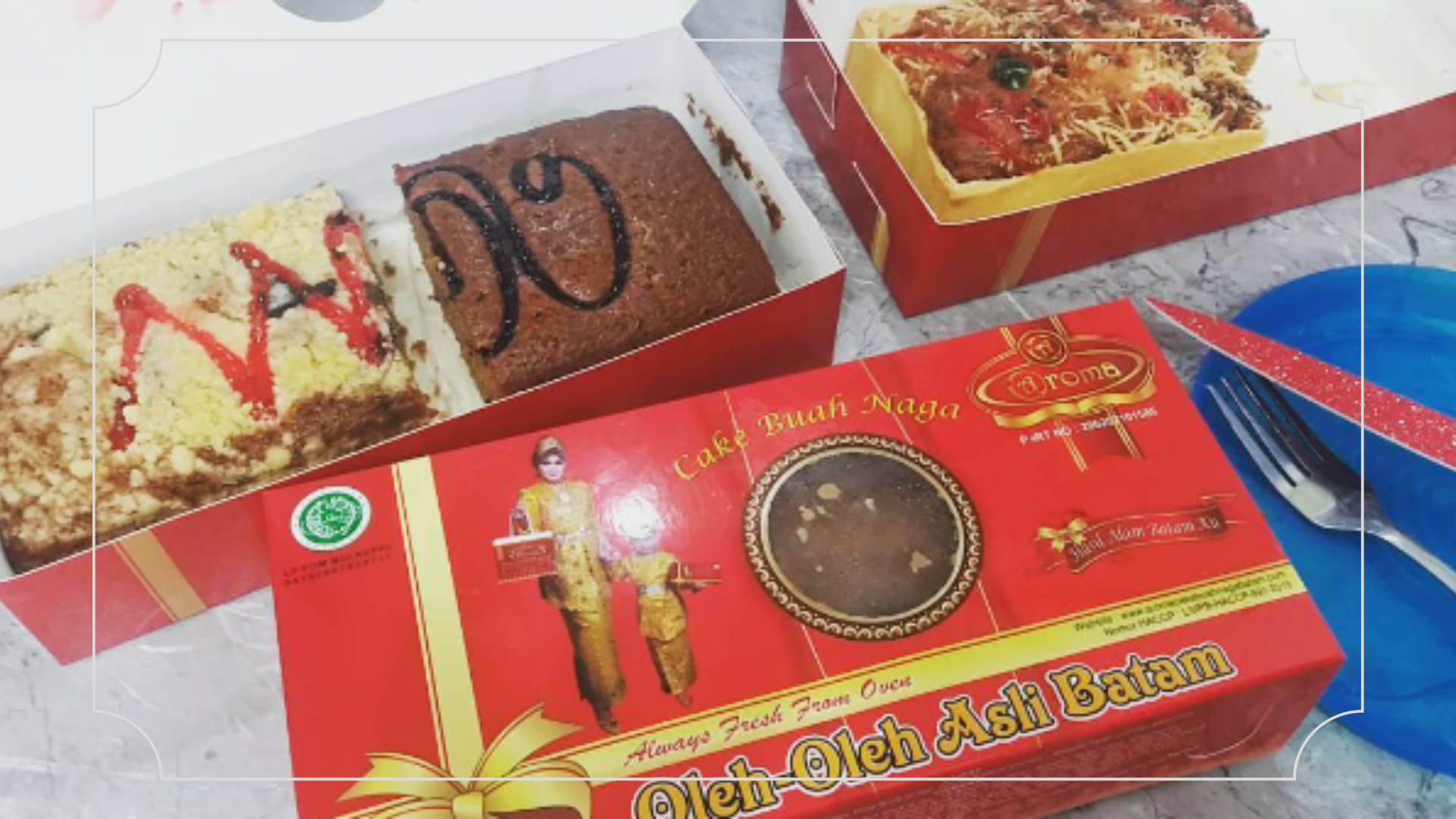 Oleh-Oleh Khas Batam: 15 Pilihan Terbaik untuk Bawa Pulang Ke Rumah 13 Kek Buah Naga