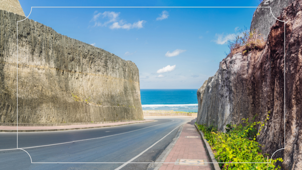 Kemolekan Pantai Pandawa
