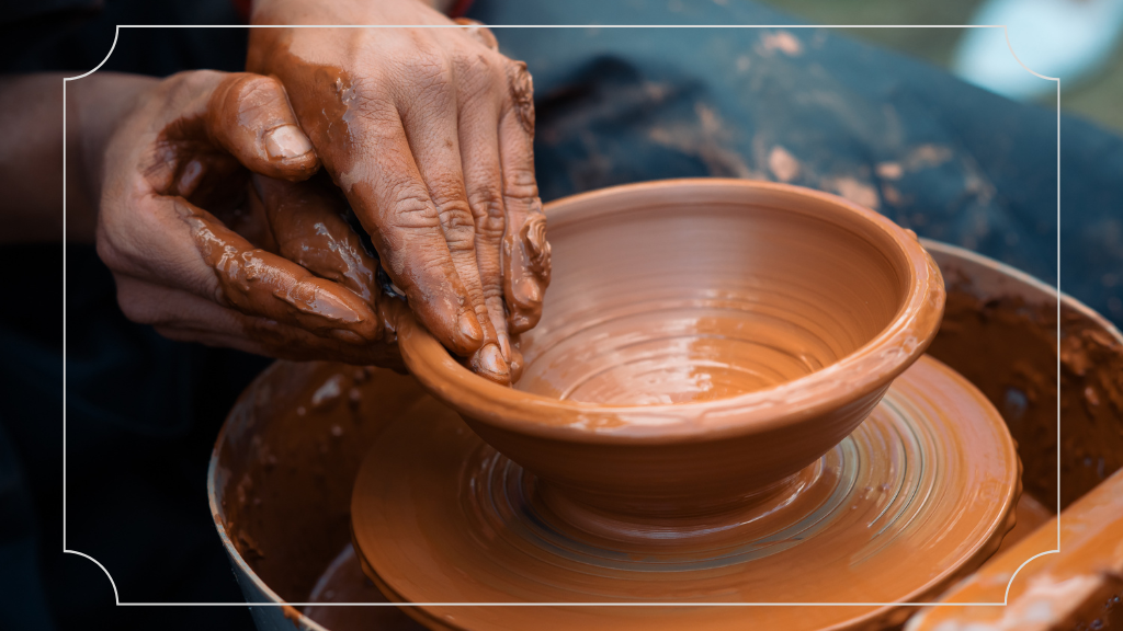 Rekomendasi Oleh-Oleh Khas Pacitan yang Menggugah Selera 11 Kerajinan Gerabah