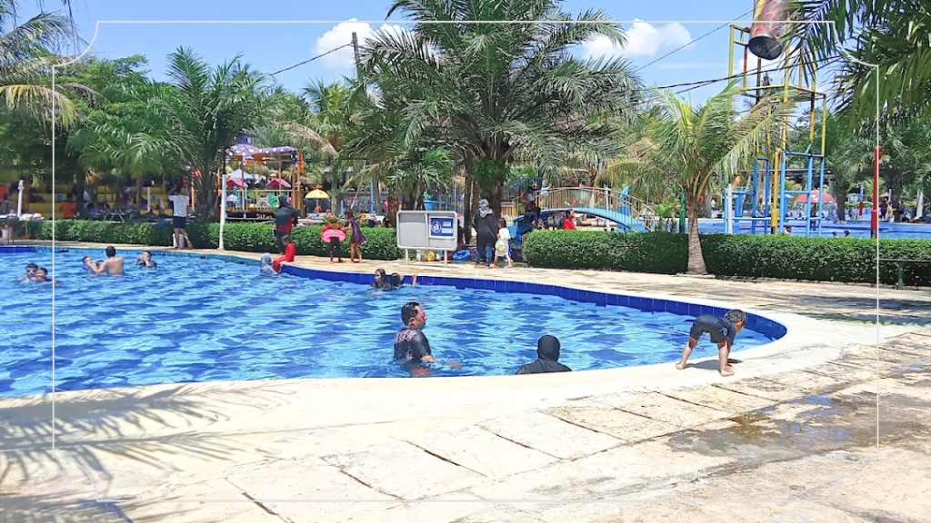 Kolam Renang Putri Duyung - Fasilitas, Lokasi & Harga Tiket Masuk 6 Kolam Renang Dewasa
