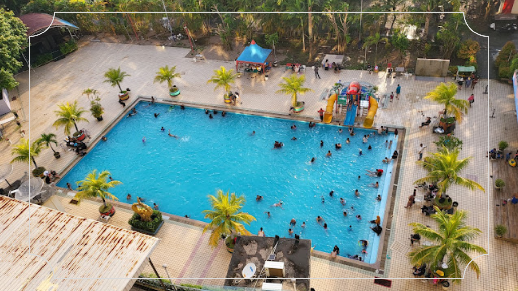 Kolam Renang Golden View Hotel