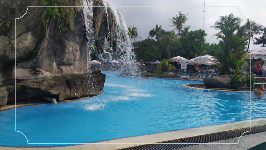 Kolam Renang Graha Helvetia