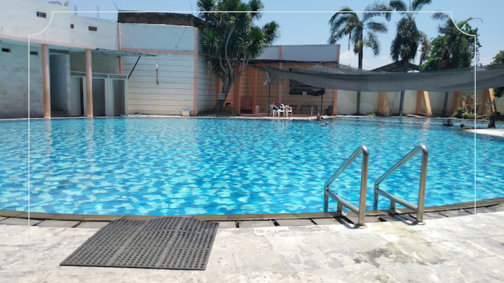 Kolam Renang Queen Victoria