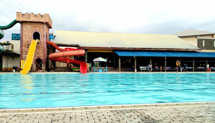 Kolam Renang THB Bekasi