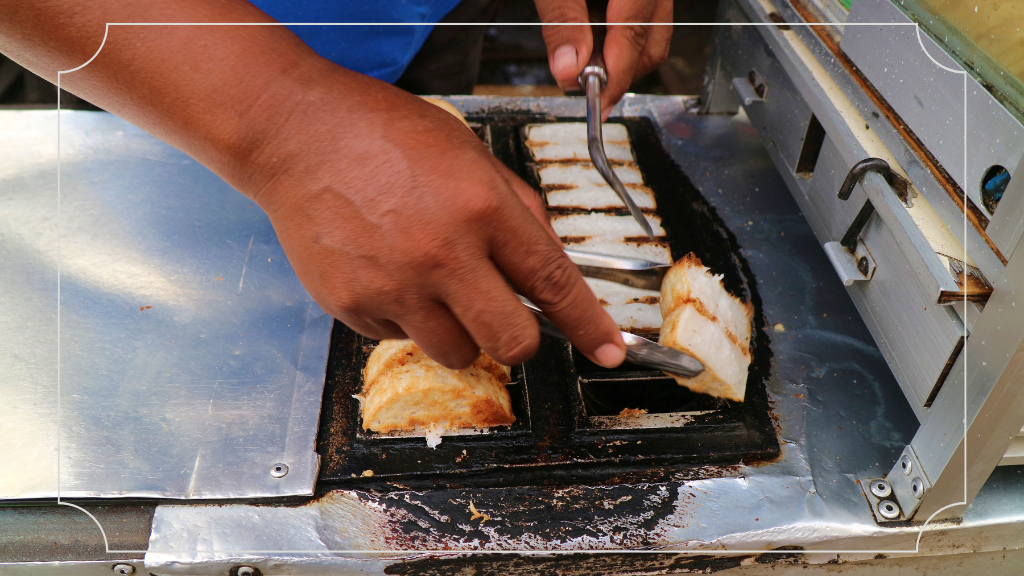 20 Oleh-Oleh Khas Jawa Tengah - Kelezatan Rasa dan Aroma Tradisi 7 Oleh-Oleh Khas Jawa Tengah Kue Rangin