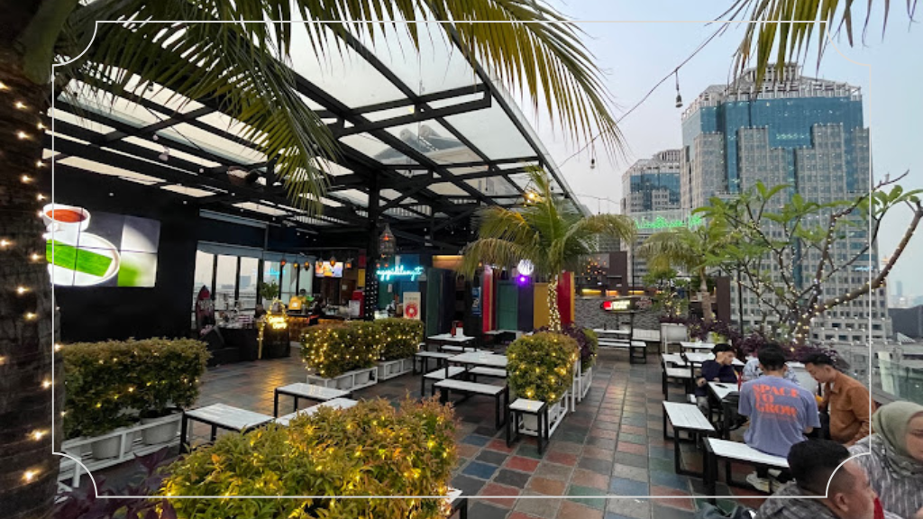 10 Cafe Rooftop Jakarta Selatan dengan Pemandangan Eksklusif dan Menu Lezat 10 Langit Seduh Rooftop