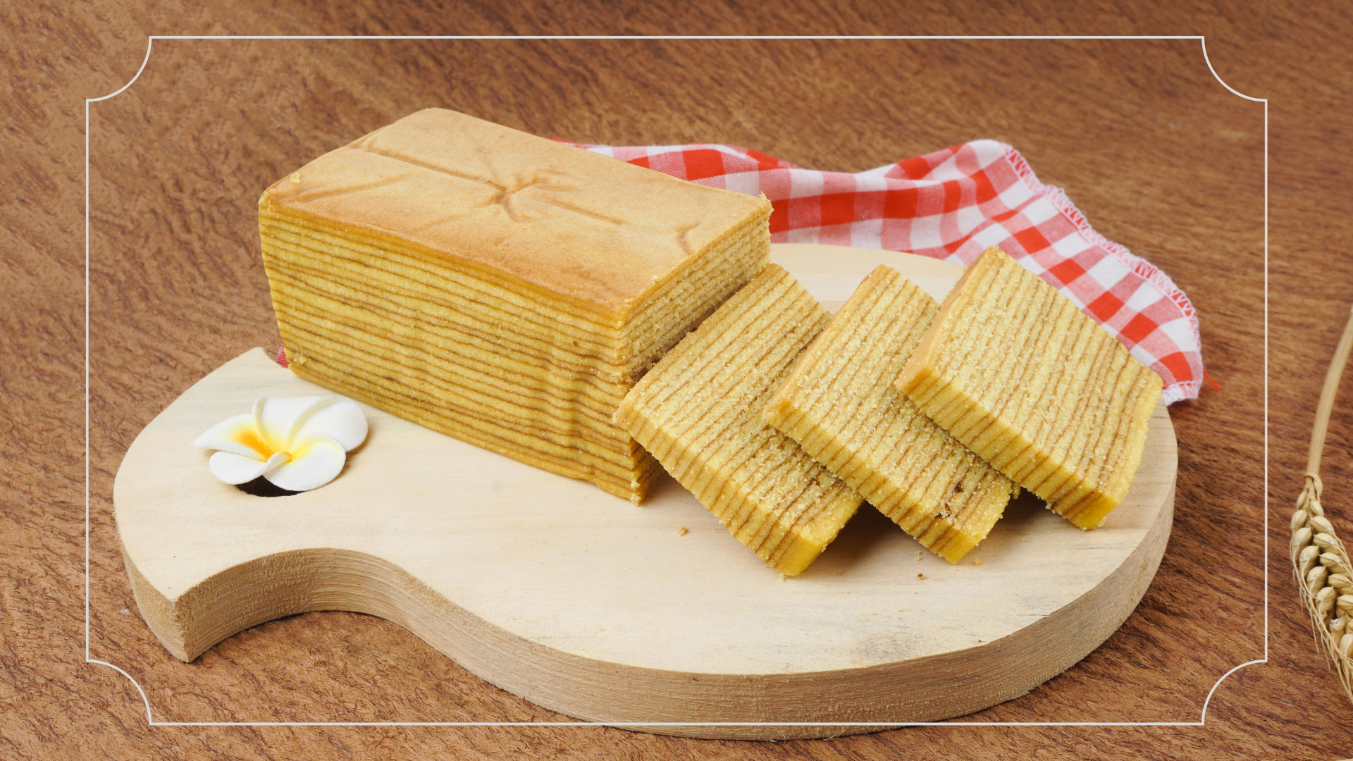 Oleh-Oleh Khas Batam: 15 Pilihan Terbaik untuk Bawa Pulang Ke Rumah 3 Layer Cake