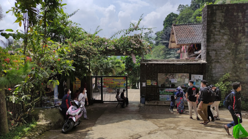 Lokasi dan Rute Wisata Taman Batu Purwakarta