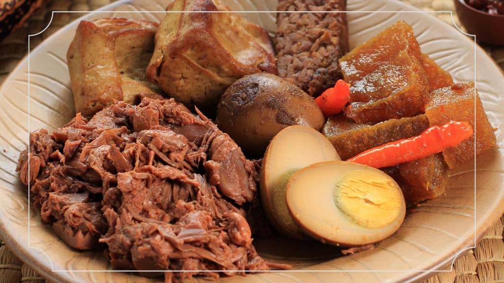 Keindahan Grojogan Watu Purbo - Tujuan Wisata Indonesia 11 Makanan Khas Jogja