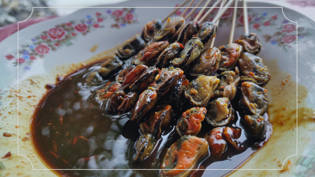 Keindahan Pantai Utama Raya - Surga Tersembunyi di Indonesia 11 Makanan Khas Situbondo