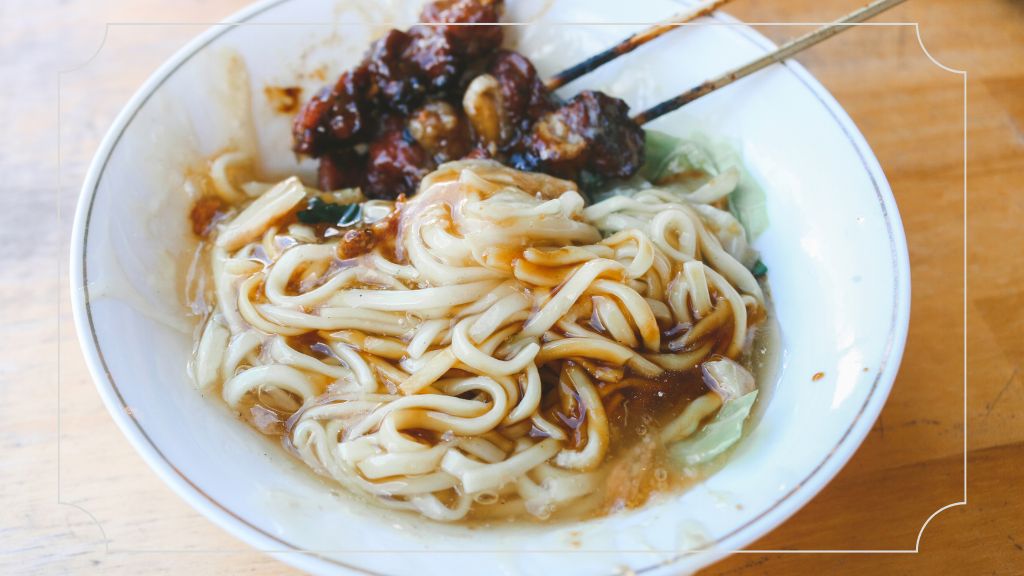 Kebun Teh Tambi Wonosobo - Rute Perjalanan, Daya Tarik & Harga Tiket Masuk 10 Makanan Khas Wonosobo