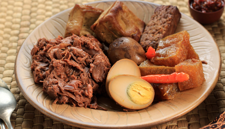 Makanan Tradisional Khas Jawa Tengah yang Memikat Selera
