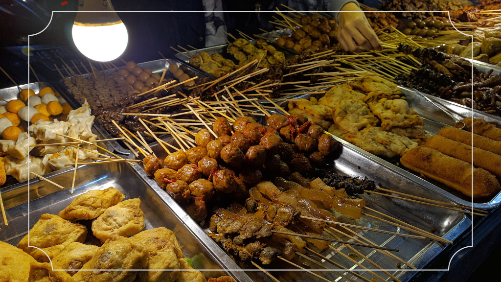 Menikmati Pantai Glagah Kulon Progo: Daya Tarik dan Fasilitas 9 Makanan khas Jogja