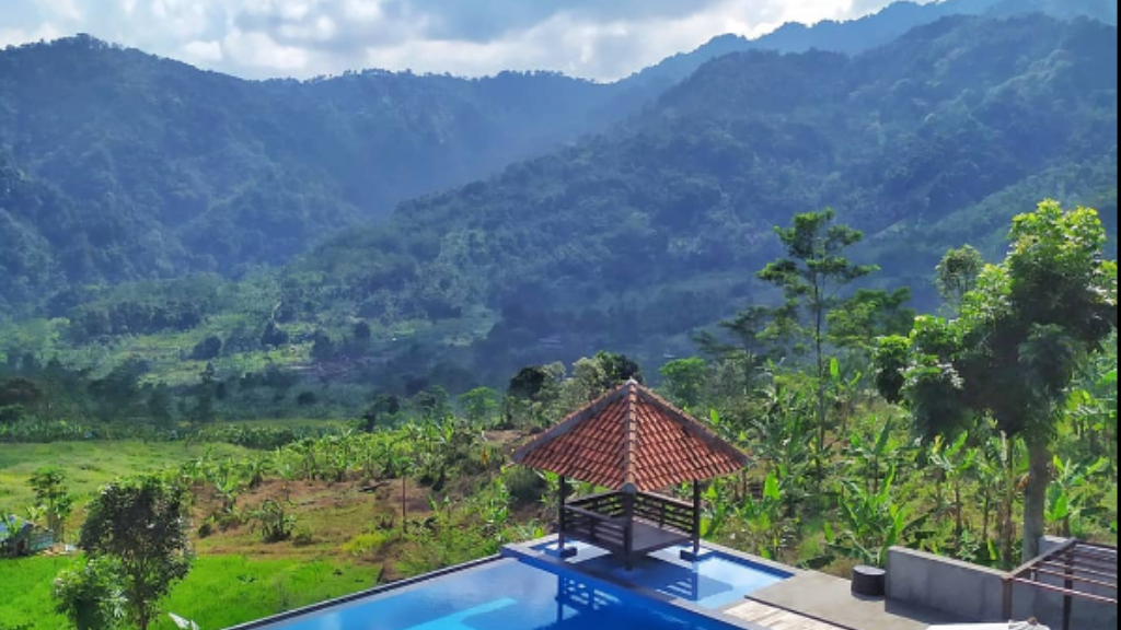 Mandapa Kirana Resort