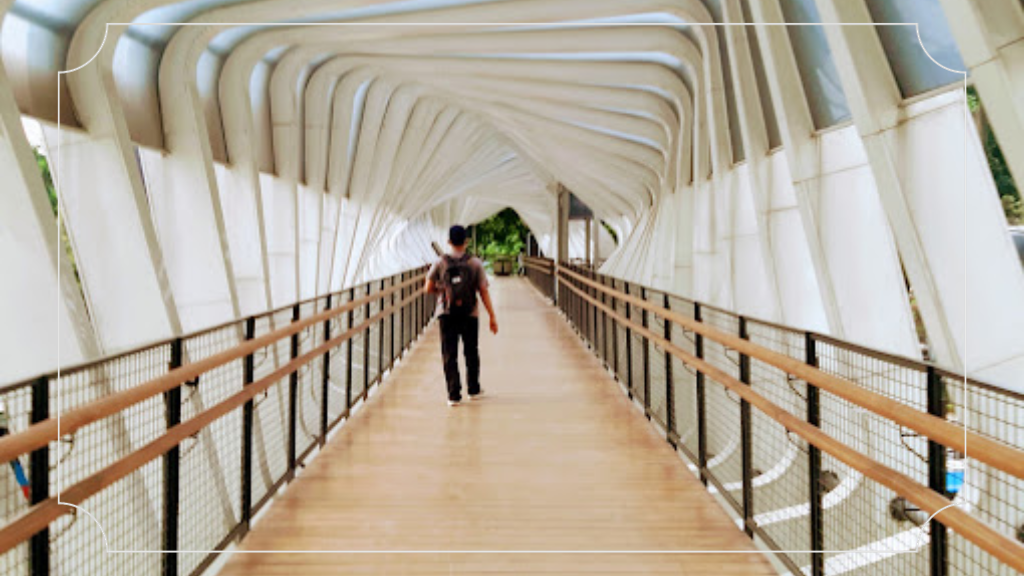 Wisata JPO GBK (Gelora Bung Karno) di Jakarta yang instagramable 4 Manfaat JPO