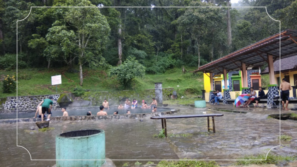 Tentang Pemandian Air Panas Cangar