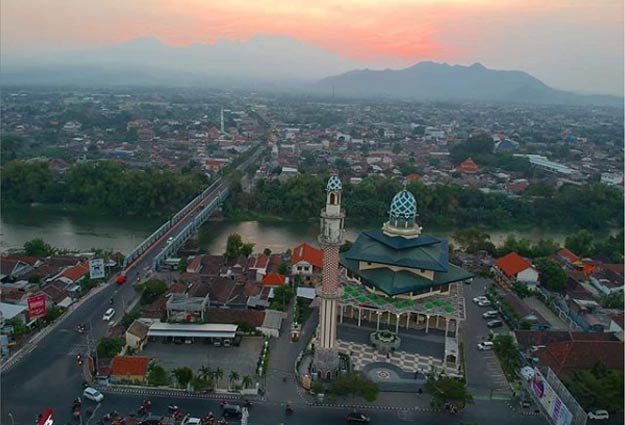 lokasi wisata di Kediri