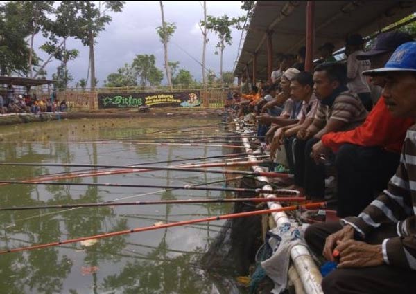 Memancing di Situs Biting