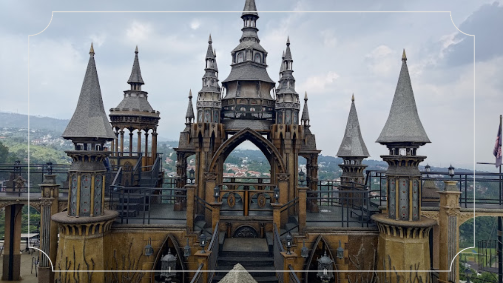 12 Cafe Instagramable di Bandung yang Tidak Boleh Dilewatkan 5 Mercusuar Cafe