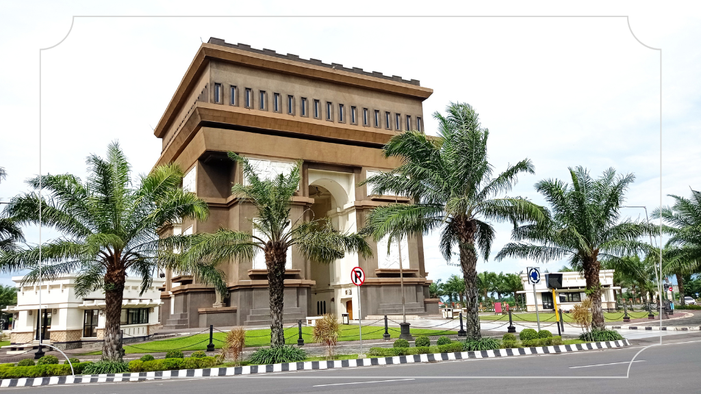 Wisata Terbaik di Jawa Timur: Keindahan Alam yang Tidak Terlupakan 10 Monumen Simpang Lima Gumul