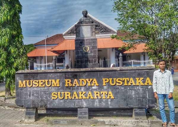 wisata di solo dekat stasiun