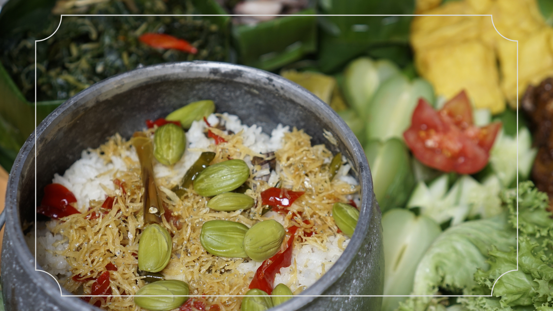 Makanan khas Jawa Tengah Nasi Liwet