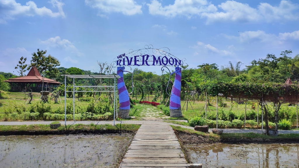 New Rivermoon Adventure Resto & Fun