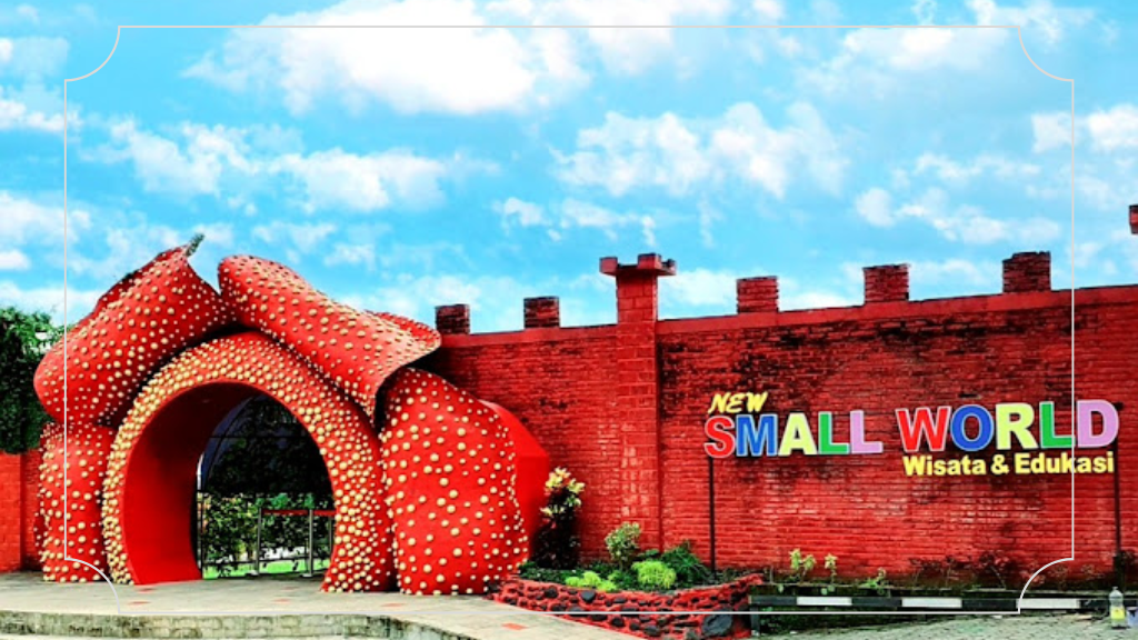 New Small World (Taman Miniatur Dunia)