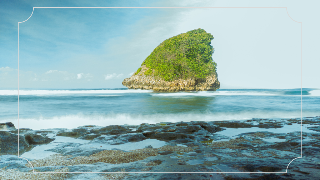 Objek Wisata Pantai Ngudel Malang