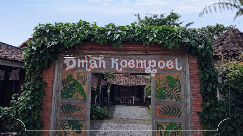 15 Rekomendasi Cafe di Batu Malang untuk Berkumpul dan Bersantai 13 Omah Koempoel