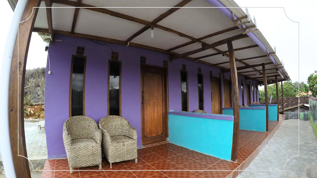 Pantai Midodaren Gunung Kidul, Keindahan Tersembunyi di Yogyakarta 11 Omah Sundak