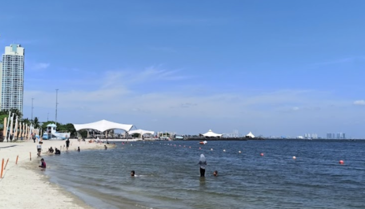 Pantai Ancol Jakarta