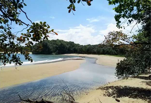 81 Tempat Wisata Seru Di Malang Terbaru 33 Pantai Bantol
