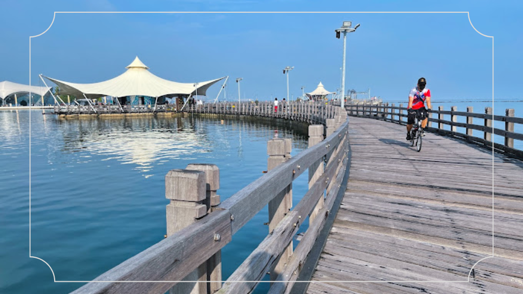 Pantai Beach Pool atau Laguna Ancol