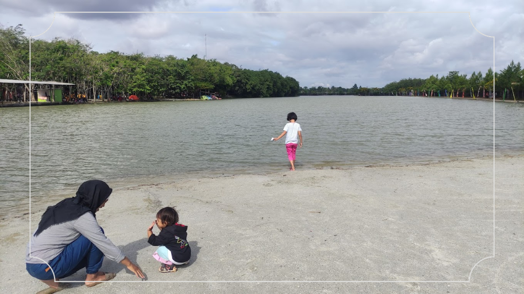 Taman Wisata Wana Griya: Destinasi Liburan Impian Kamu 5 Pantai Buatan
