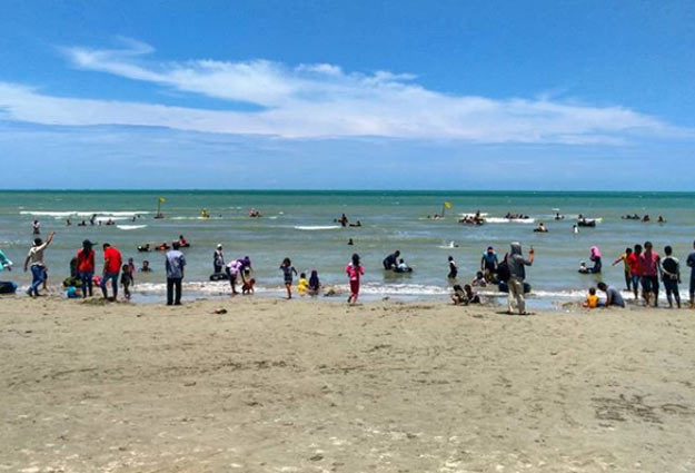 tempat liburan di Gresik