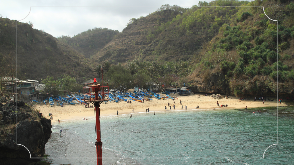 13 Tempat Piknik Gunung Kidul yang Terbaik untuk Liburan Kamu 7 Pantai Gesing