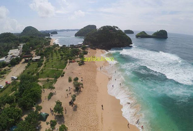 81 Tempat Wisata Seru Di Malang Terbaru 72 pantai goa cina malang