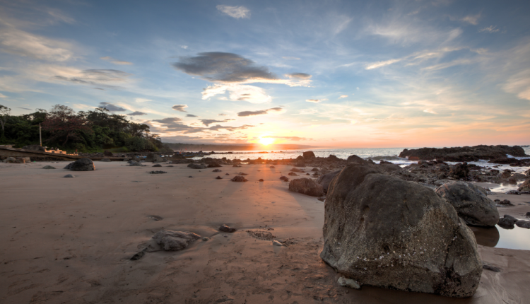 Pantai Jayanti Cianjur