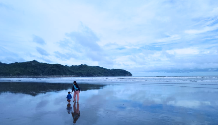 Pantai Jetis Cilacap