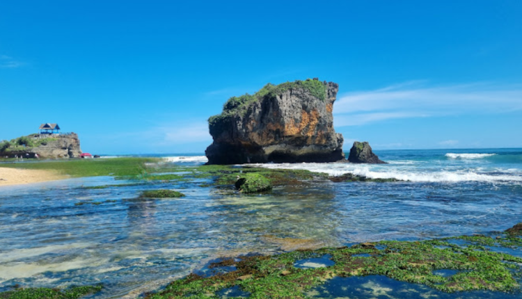 Pantai Mesra Gunung Kidul