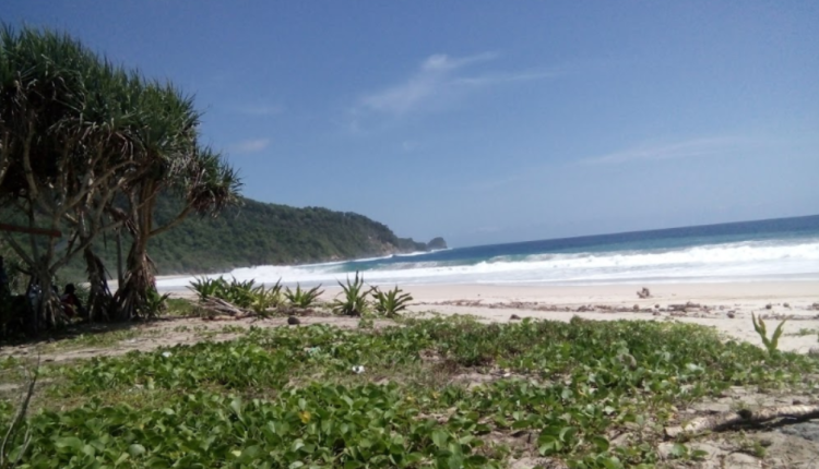 Pantai Modangan
