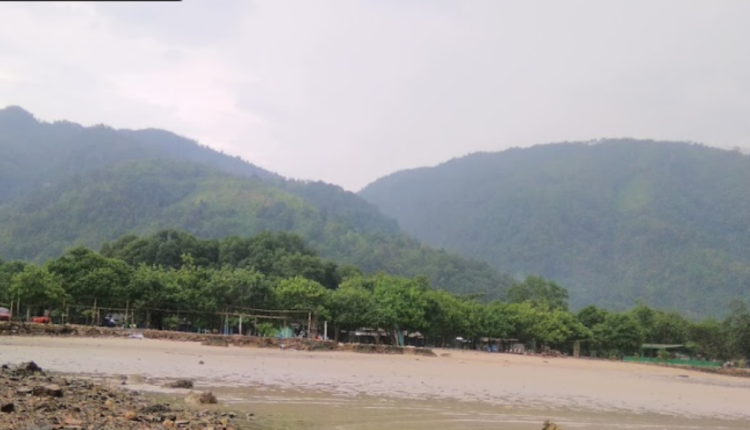 Pantai Pasir Putih Lampung