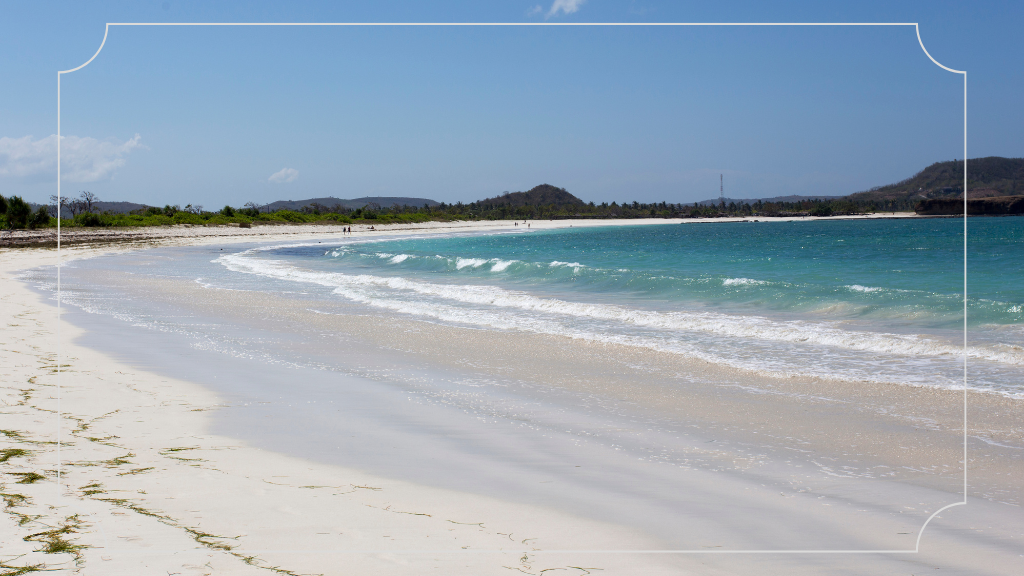 Pantai Tanjung Aan, Lombok Tengah