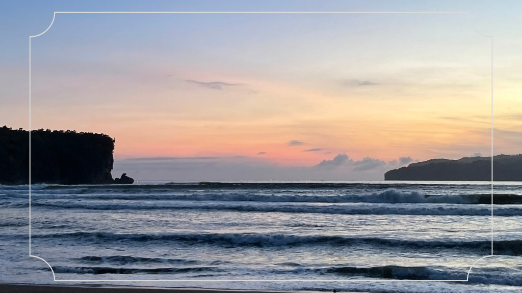 7 Pantai Pacitan di Jawa Timur yang Populer dengan Panorama Alam yang Memikat 3 Pantai Teleng Ria