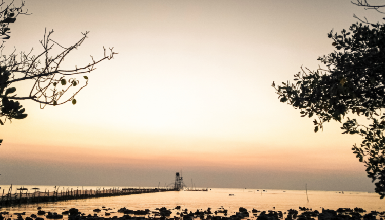 Pantai Teluk Awur Jepara
