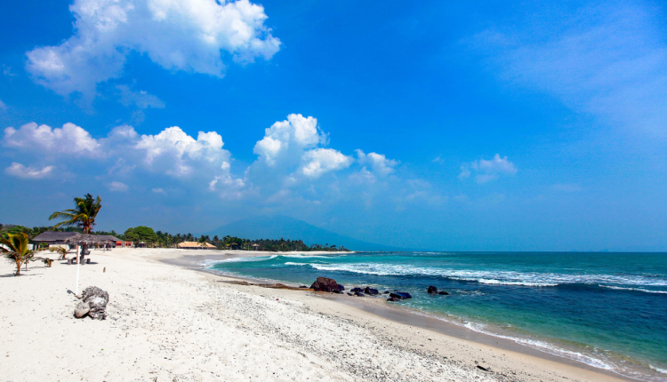 Pantai di Lampung yang Wajib Didatangi untuk Liburan Tak Terlupakan