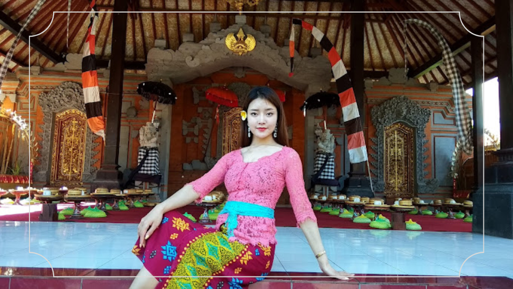 12 Tempat Instagramable di Ubud yang Wajib Dikunjungi 13 Peliatan Royal Palace