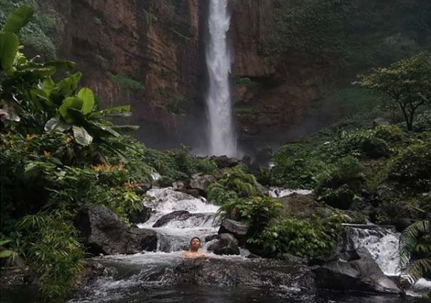 Pendakian dengan Jalur Nirwana